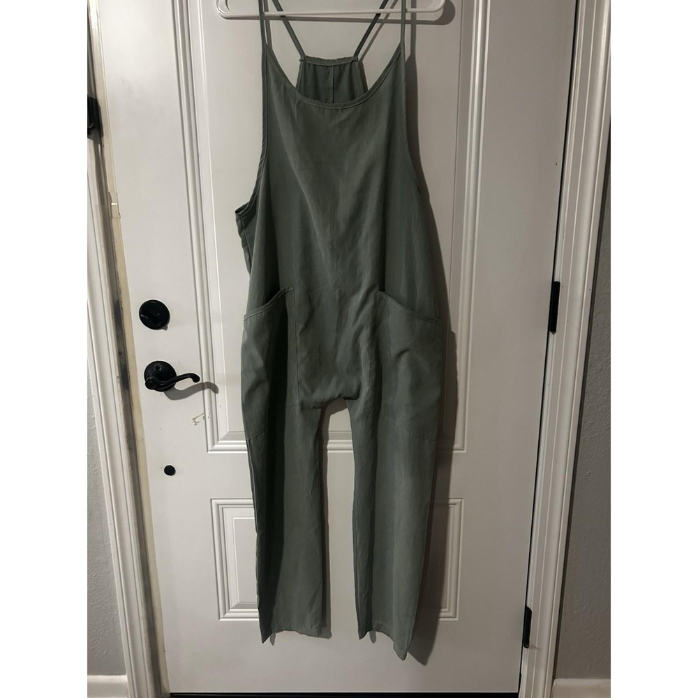 Overall Jumpsuit Romper Outfits 4 Total. 2 Small 2 Medium, Woman's